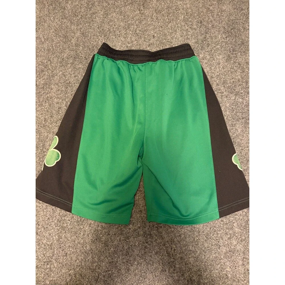 adidas Boston Celtics NBA Basketball Shorts Size S Green Black Shamrock 9809A